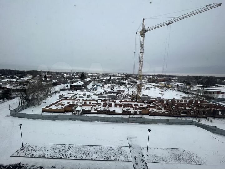 2-к. квартира, 72,7 м², 8/8 эт.