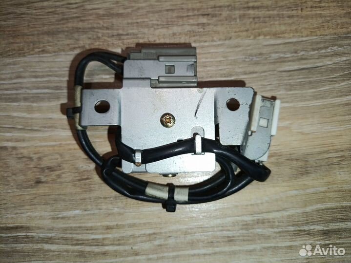 Усилитель антенны subaru B12 BH RHD