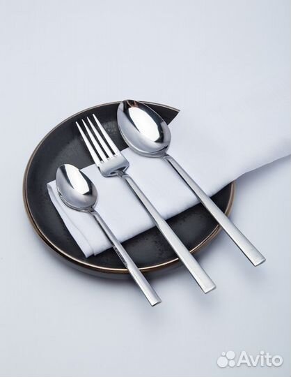 Набор столовых приборов