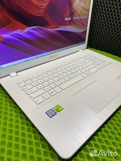 Ноутбук Asus i3-6Th/6/1TB/MX110 (29004)