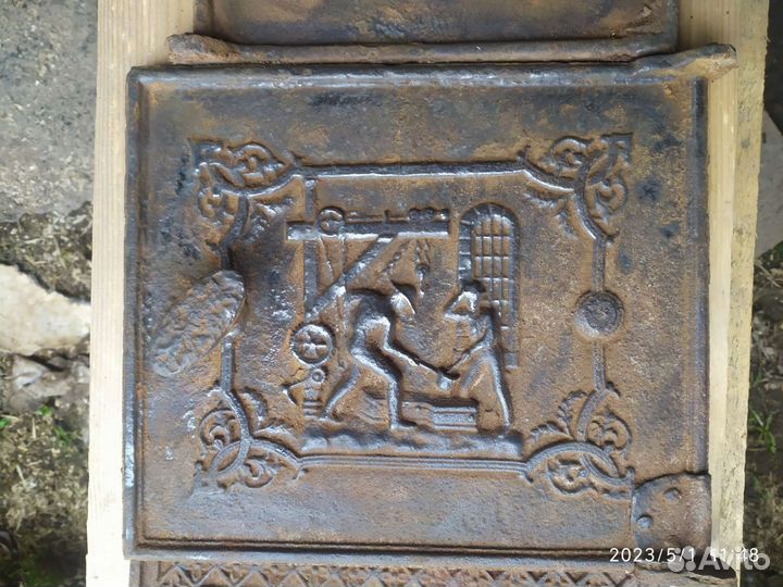 Дверца для печки квадрига, кони, кузница, топоры