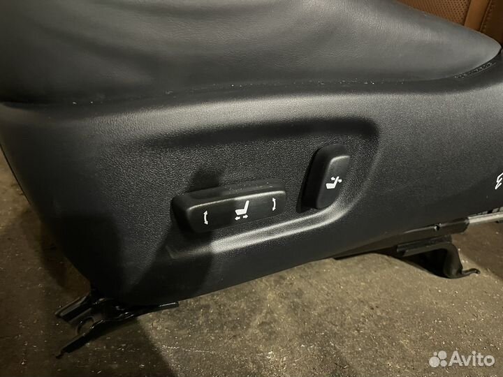Сидения комплект Lexus NX 2014-2021
