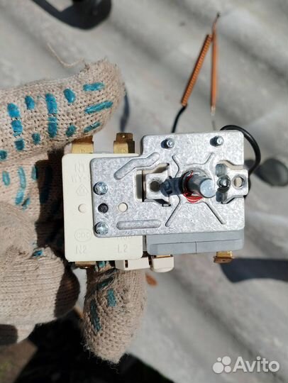 Термостат регулировочный, аварийный, каппилярный