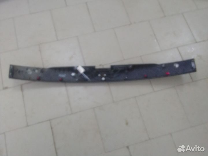 Накладка на багажник Kia Carens