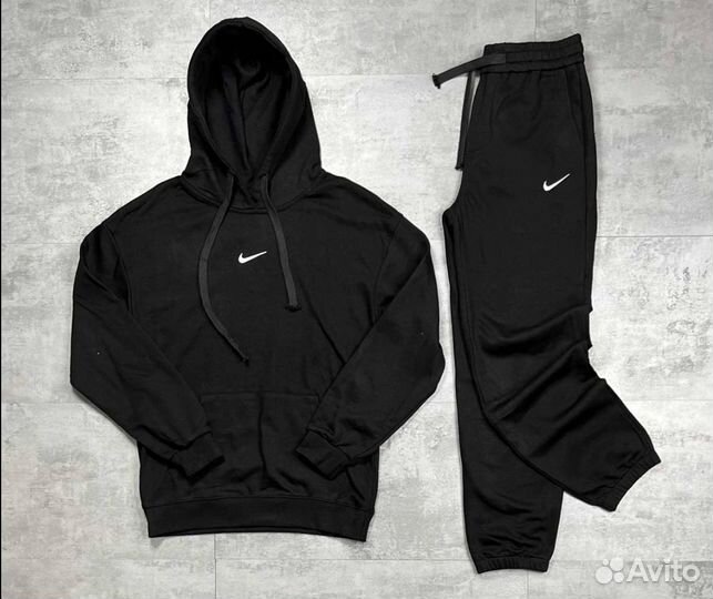 Спортивный костюм nike