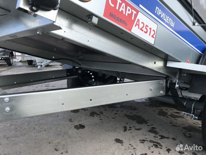 Прицеп легковой, Tavials 2,5 х1,3 с тентом Аэро