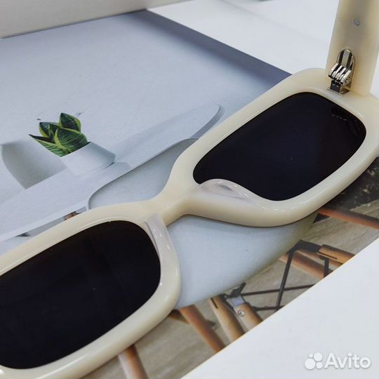 Очки солнцезащитные Gentle Monster The Bell