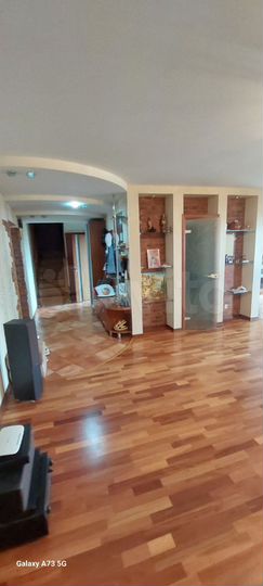 5-к. квартира, 131,5 м², 4/5 эт.