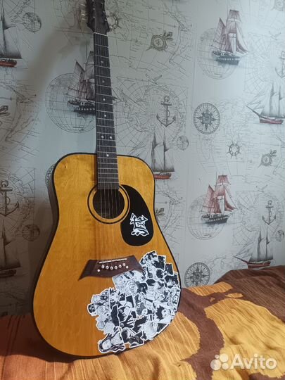 Акустическая гитара