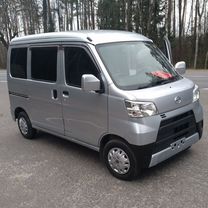 Daihatsu Hijet 0.7 AT, 2018, 70 000 км, с пробегом, цена 990 000 руб.