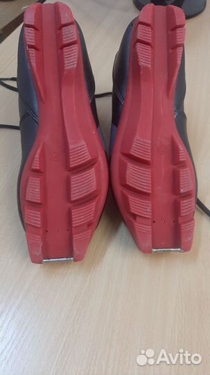 Лыжные ботинки, размер 36