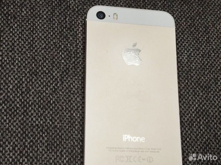 Телефон iPhone 5s