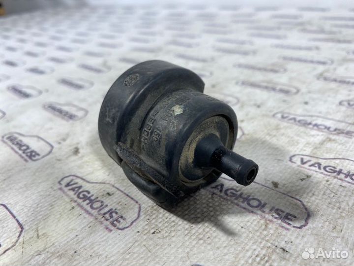 Клапан электромагнитный Audi A6 C5 2.4 ALF 1998