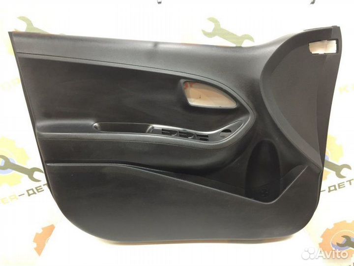 Обшивка двери передняя левая Kia Picanto 1