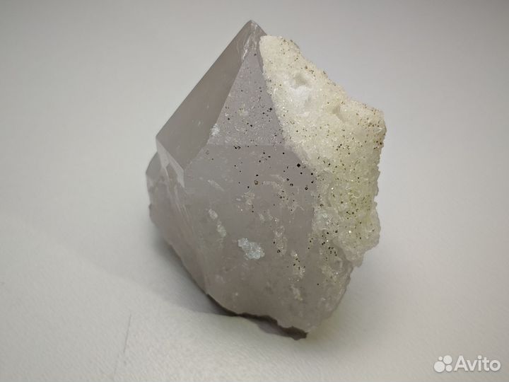 Кристалл горный хрусталь