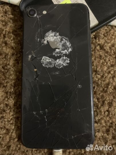 iPhone 8, 64 ГБ