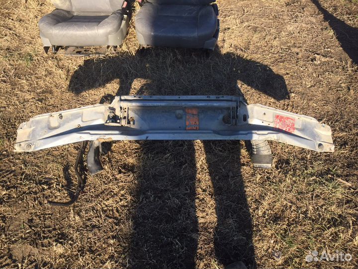 Телевизор бмв е32