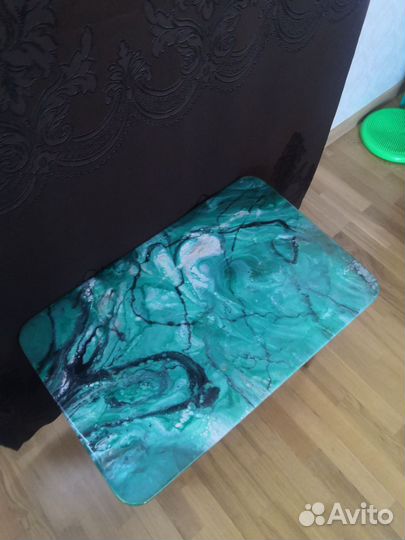 Журнальный столик ручной работы