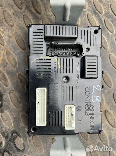 Блок комфорта Nissan Tiida c11 европа