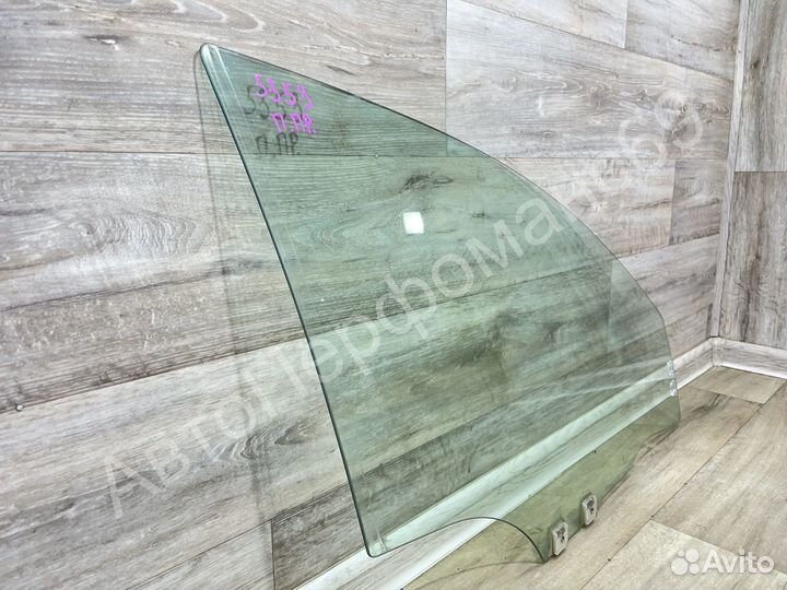 Стекло переднее правое Mazda 3 BK