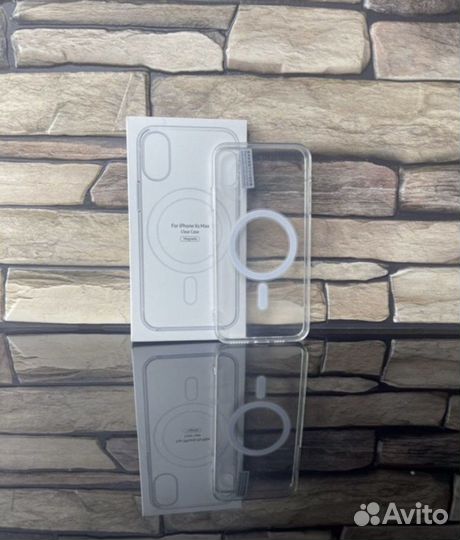 Чехол с MagSafe для iPhone