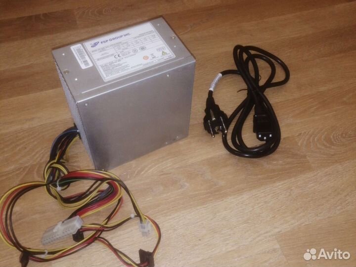 Блок питания FSP220-50aaba