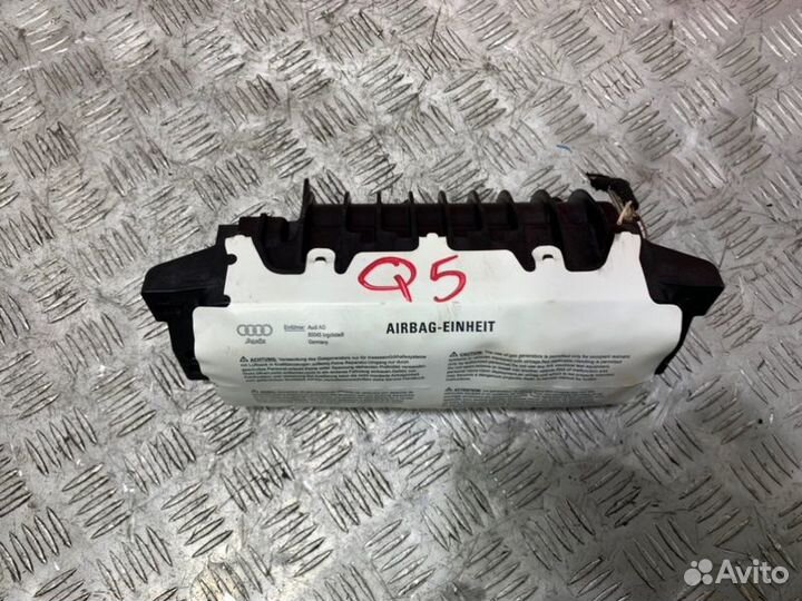 Подушка безопасности пассажира Audi Q5 8RB