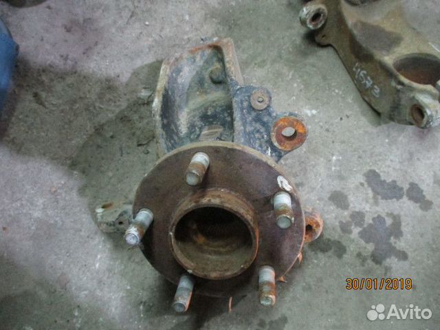 Кулак поворотный передний правый Ford Focus 2 CB4