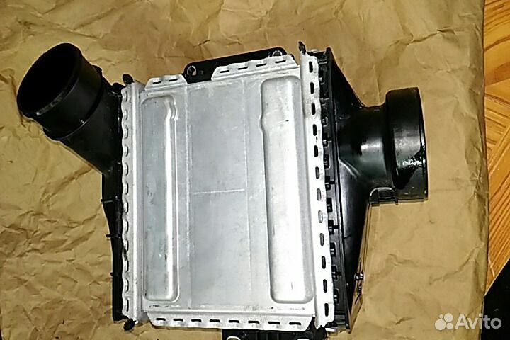 Mercedes A6510900314 интеркулер 2.5 cdi w205 w253