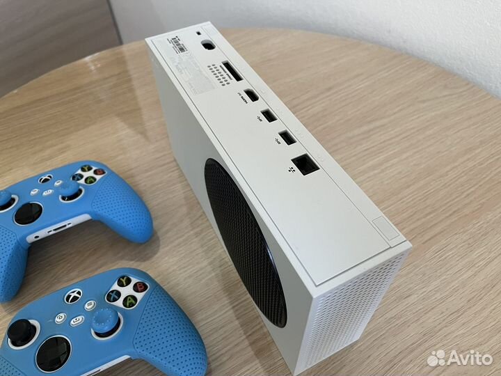 Игровая приставка Xbox series S 512gb