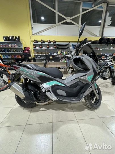 Максискутер promax-honda ADV 250(49) EFI