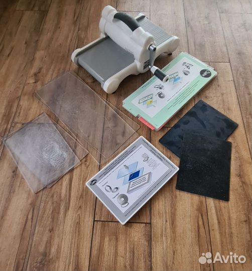 Машинка для вырубки и тиснения Sizzix