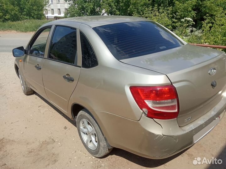 LADA Granta 1.6 МТ, 2013, 101 000 км