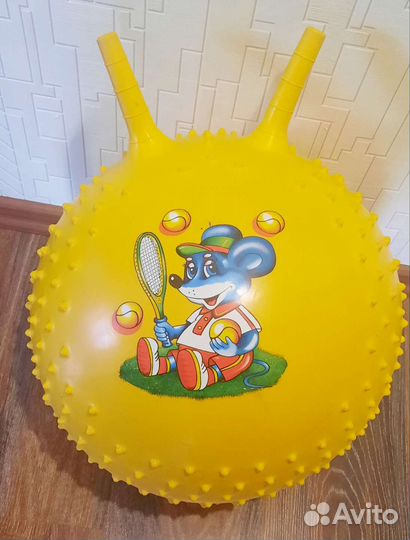 Мяч прыгун с рожками для фитбола