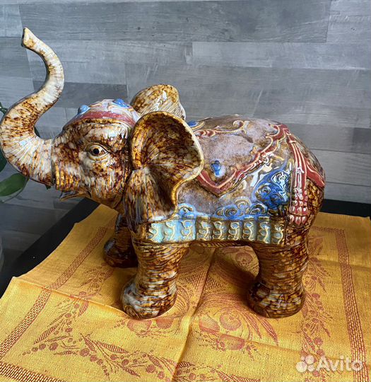 Керамика. Очень Большой слон