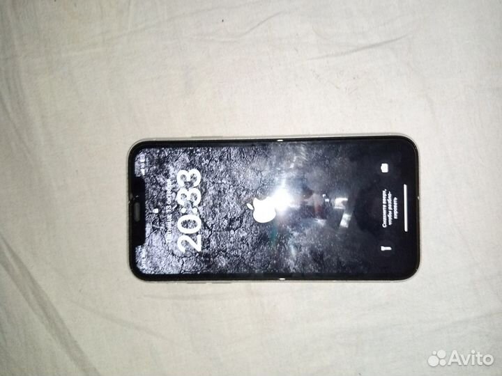 iPhone Xr, 64 ГБ