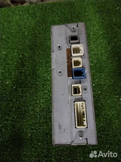 Блок навигации Toyota Harrier GSU35-2048641