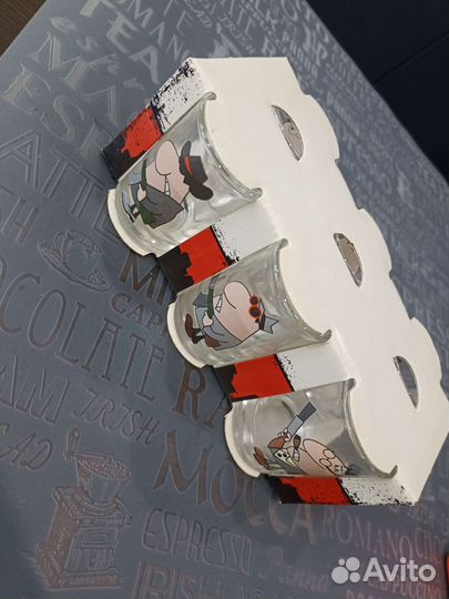 Стопки рюмки стекло