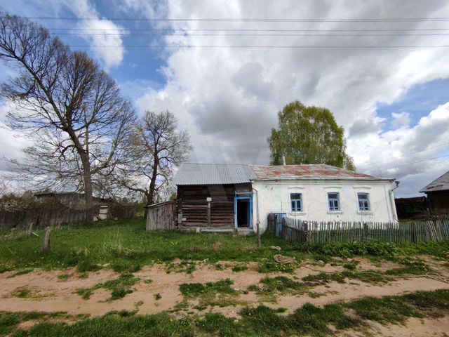 Дом 50 м² на участке 42 сот.
