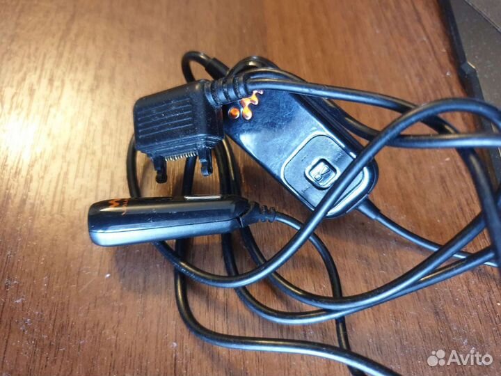 Гарнитура Sony Ericsson