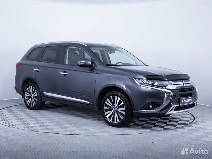 Mitsubishi Outlander 2.4 CVT, 2021, 63 856 км