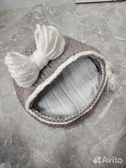 Домик-лежанка для кошки