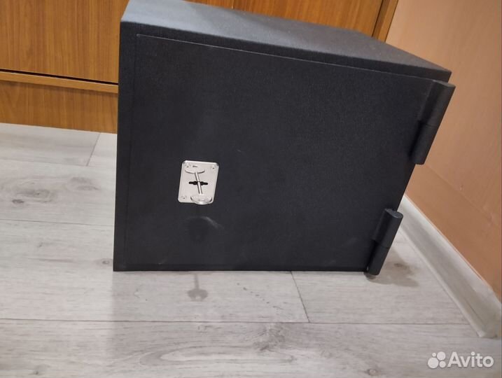 Оружейный сейф для пистолета