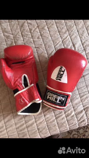Боксерские перчатки