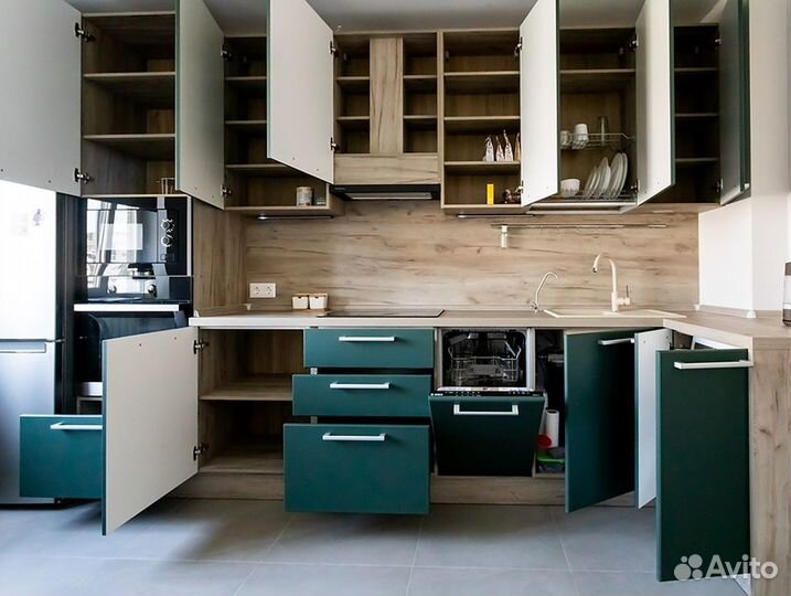 Кухня на заказ Келли