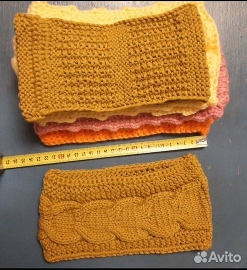 Повязка на голову вязаная