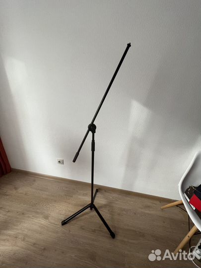 Микрофонная стойка «журавль» K&M