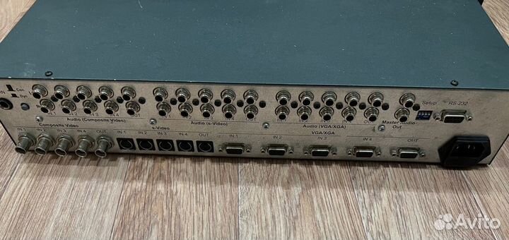 Коммутатор видео и аудио kramer vp-23