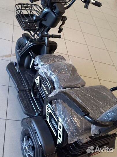 Трицикл новый