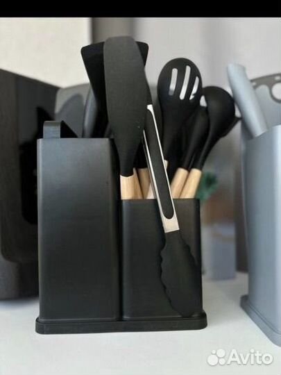 Кухонный набор посуды 19предметов(новый)